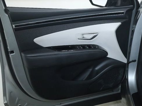 Used 2023 Hyundai Tucson SEL image 25