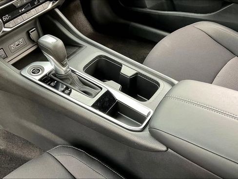 Used 2025 Nissan Sentra SV w/ All-Weather Package image 9