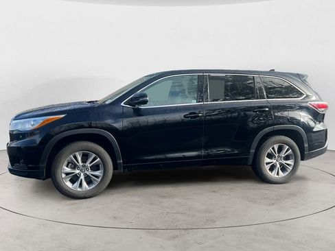 Used 2016 Toyota Highlander Plus image 2
