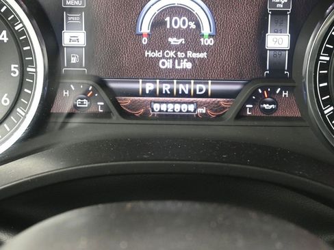 Used 2024 RAM 1500 Laramie image 15