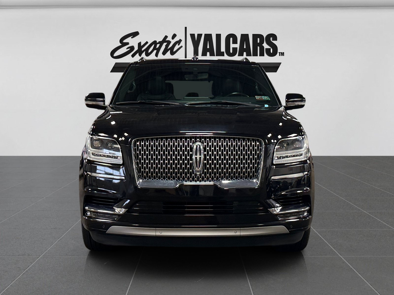 Used 2020 Lincoln Navigator Reserve AWD/4WD image 8