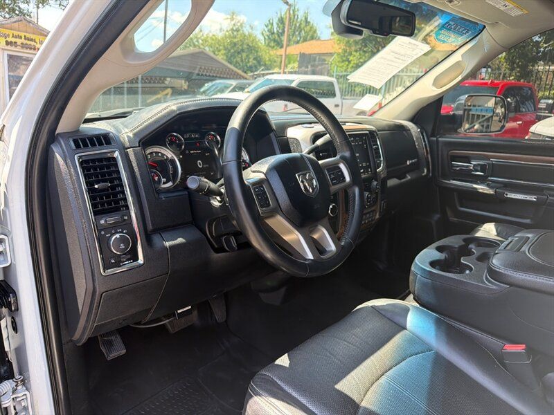 Used 2018 RAM 2500 Laramie AWD/4WD image 16