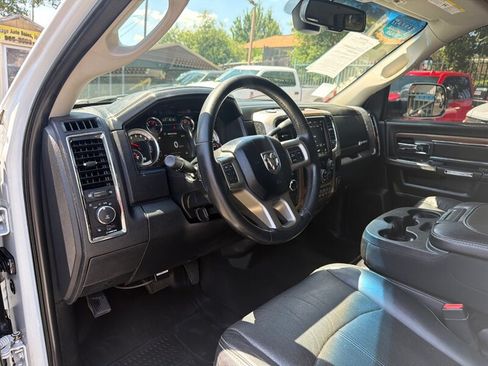 Used 2018 RAM 2500 Laramie AWD/4WD image 16