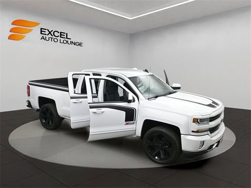 Used 2018 Chevrolet Silverado 1500 LT w/ Rally 2 Edition image 45