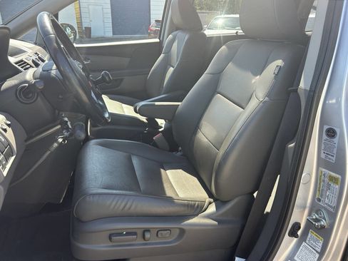 Used 2015 Honda Odyssey Touring Elite image 20