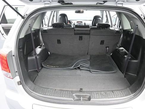 Used 2012 Kia Sorento SX w/ SX Premium Pkg image 16