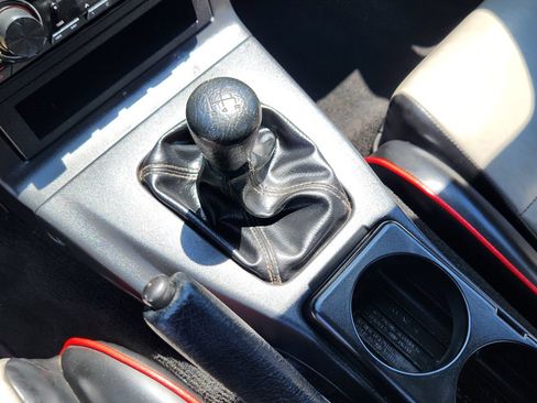 Used 1993 MAZDA MX-5 Miata Limited Edition RWD image 21