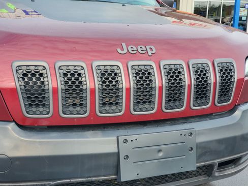 Used 2020 Jeep Cherokee Trailhawk w/ Comfort/Convenience Group AWD/4WD image 7