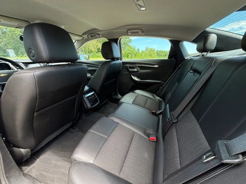 Used 2017 Chevrolet Impala LT w/ Convenience Package FWD image 15