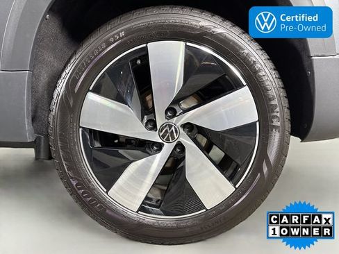 Used 2025 Volkswagen Taos S AWD/4WD image 27