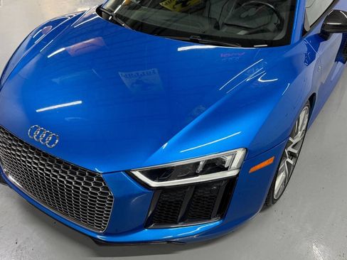 Used 2017 Audi R8 V10 plus w/ Full Leather Package image 36