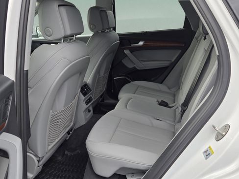 Used 2022 Audi Q5 2.0T Prestige image 36