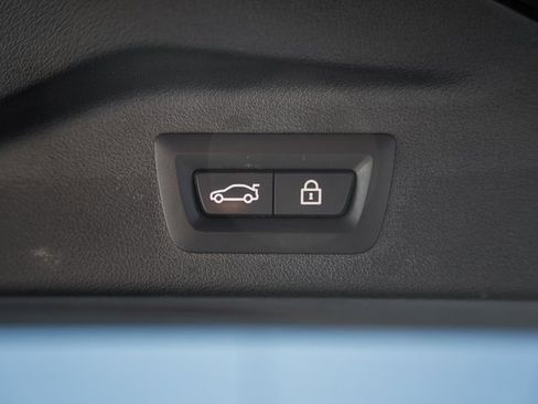 Used 2020 BMW X7 xDrive40i w/ Premium Package image 12