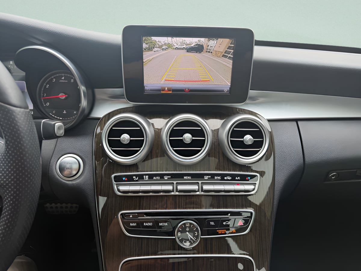 Used 2018 Mercedes-Benz C 300 4MATIC Sedan image 14