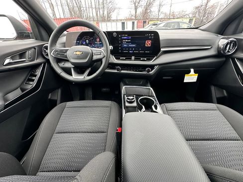 New 2026 Chevrolet Equinox LT w/ Safety and Technology Package image 18