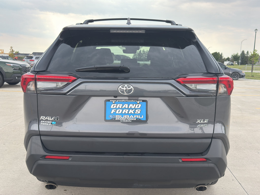 Used 2023 Toyota RAV4 XLE Premium AWD/4WD image 6
