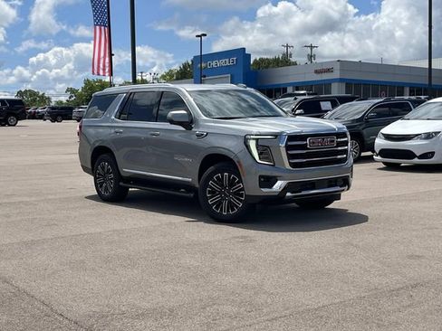 Certified 2025 GMC Yukon Elevation AWD/4WD image 2