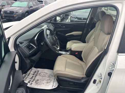 Used 2023 Subaru Ascent Premium w/ Convenience Package image 9
