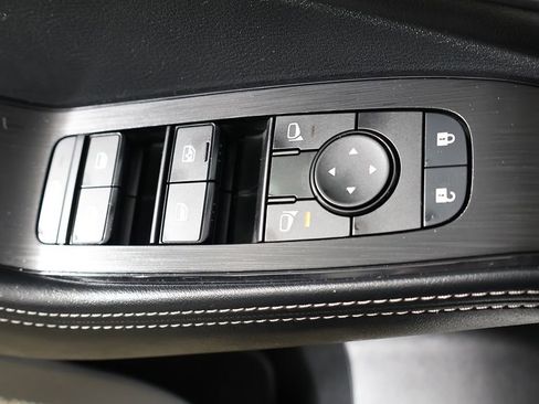 Used 2024 Nissan Rogue SV AWD/4WD image 33