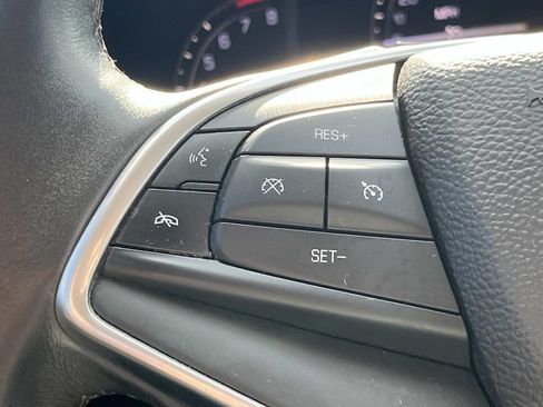 Used 2017 Cadillac XT5 Premium Luxury AWD/4WD image 37