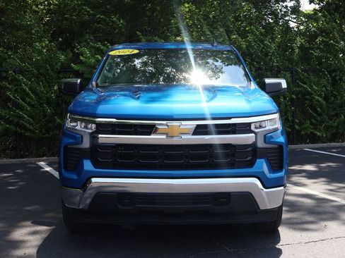 Used 2024 Chevrolet Silverado 1500 LT w/ Protection Package AWD/4WD image 2