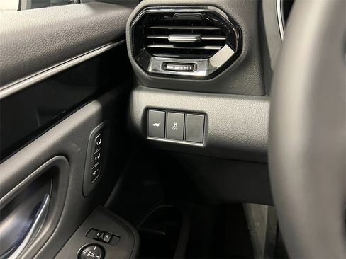 New 2025 Honda Pilot Touring image 17