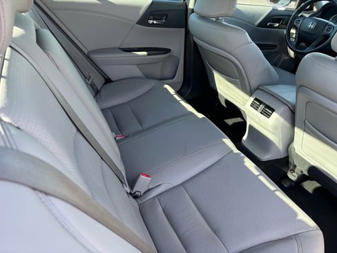 Used 2014 Honda Accord EX-L image 16