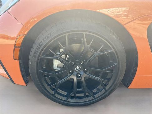 Used 2023 Toyota GR86 10th Anniversary SE image 28