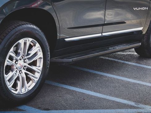 Used 2021 GMC Yukon SLT w/ SLT Luxury Plus Package image 36