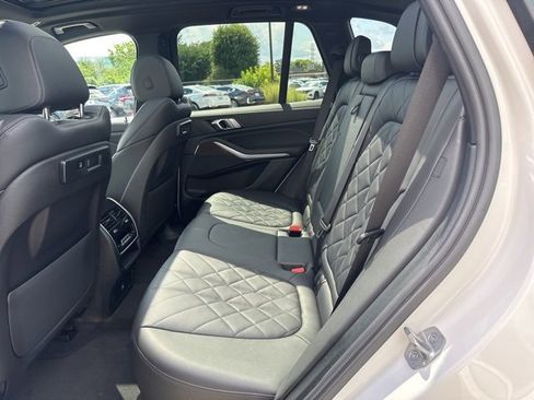 Used 2023 BMW X5 xDrive40i w/ Premium Package image 23