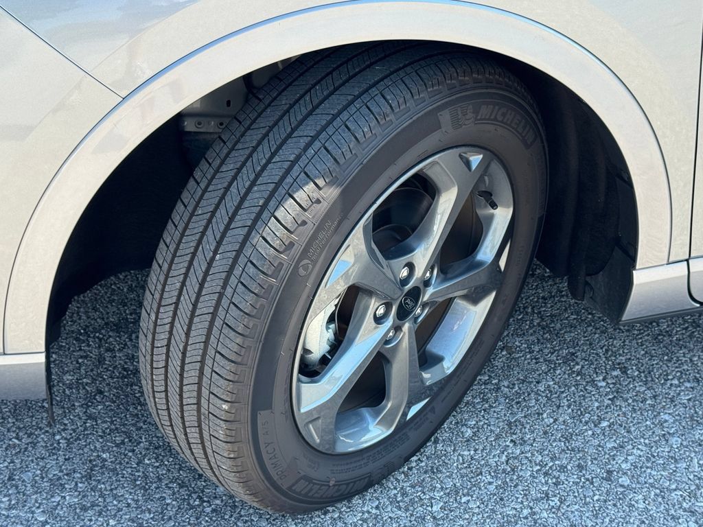 Used 2024 Ford Escape ST-Line w/ Tech Pack #1 FWD image 43