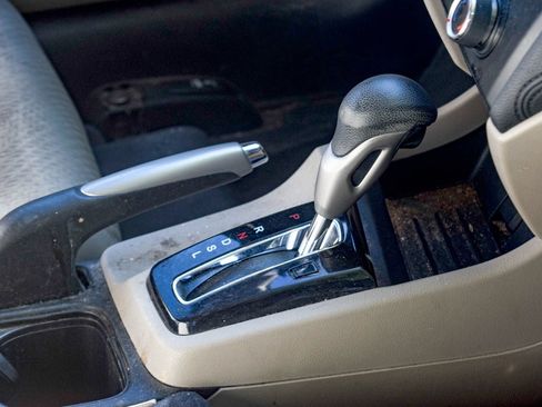 Used 2014 Honda Civic LX image 9