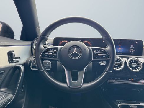 Used 2023 Mercedes-Benz CLA 250 w/ Premium Package image 11
