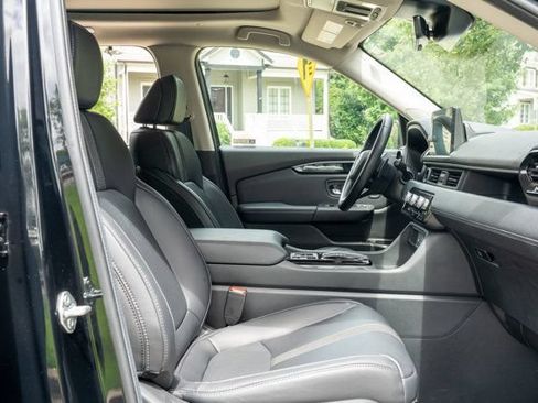 Used 2024 Honda Pilot Touring image 42