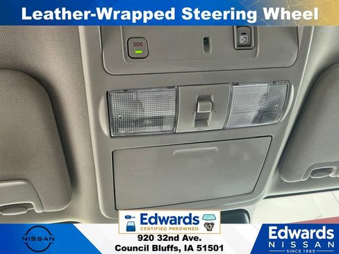 Used 2021 Nissan Titan SV w/ SV Convenience Package AWD/4WD image 36