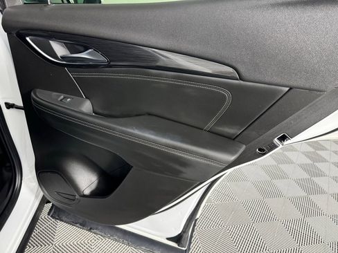 Used 2022 Buick Envision Preferred image 27