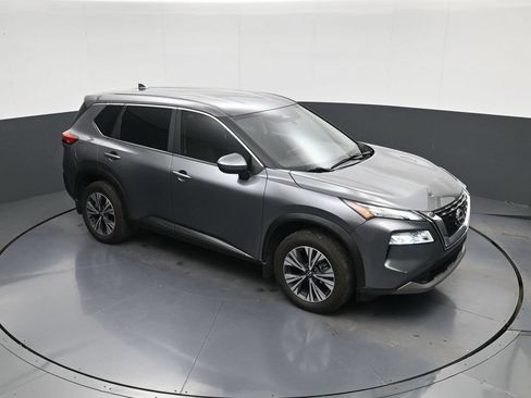 Used 2023 Nissan Rogue SV FWD image 24