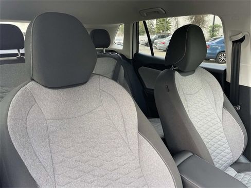 Used 2025 Volkswagen Tiguan S image 26