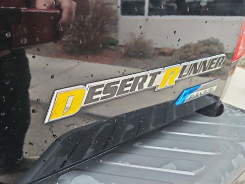 Used 2019 Nissan Frontier Desert Runner image 23