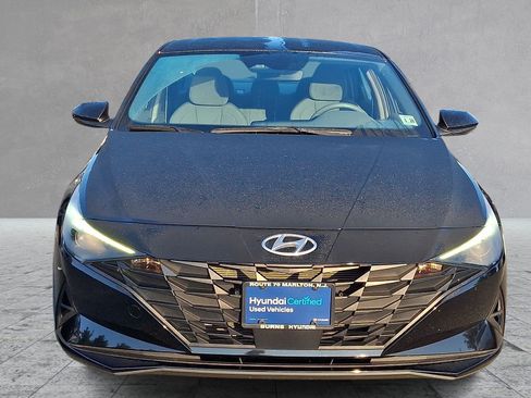 Certified 2023 Hyundai Elantra SEL w/ Convenience Package FWD image 2