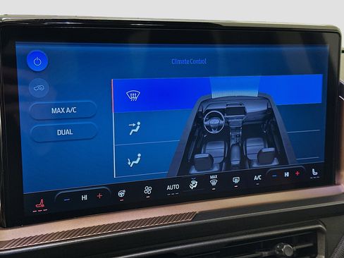 Used 2025 Ford Bronco Sport Outer Banks w/ Outer Banks Tech Package+ AWD/4WD image 24