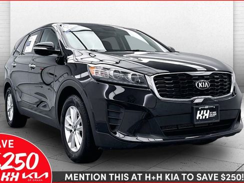Used 2020 Kia Sorento LX FWD image 1