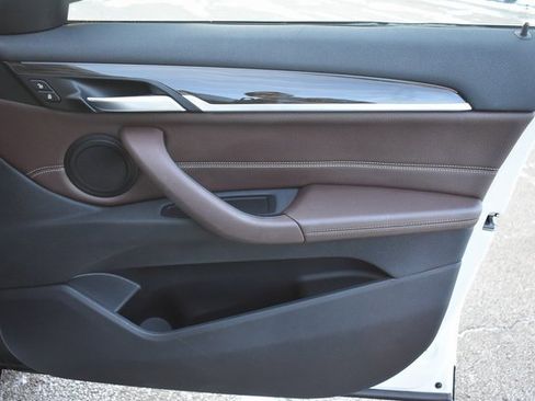 Used 2018 BMW X1 xDrive28i image 45