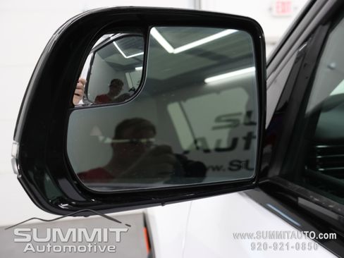 New 2026 Jeep Grand Wagoneer Summit AWD/4WD image 48
