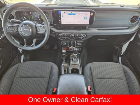 Used 2024 Jeep Wrangler Unlimited Rubicon 4xe AWD/4WD image 34