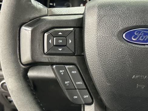 Used 2019 Ford F150 XLT w/ Equipment Group 302A Luxury AWD/4WD image 17