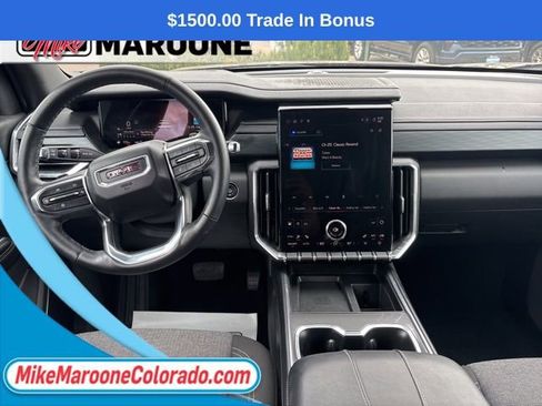 Used 2025 GMC Acadia Elevation AWD/4WD image 19