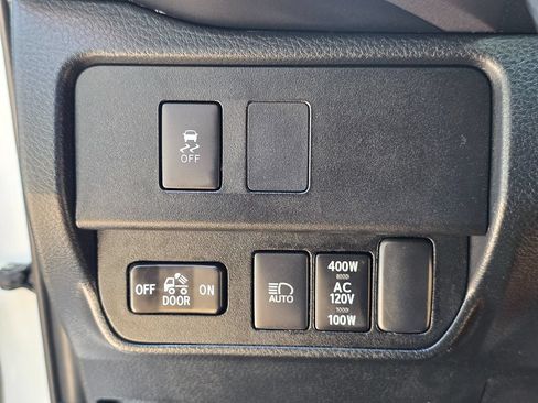 Used 2020 Toyota Tacoma TRD Off-Road w/ Technology Package RWD image 50