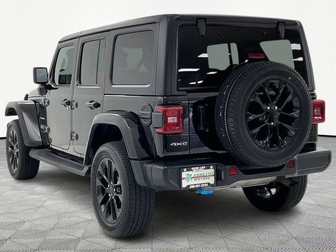 Used 2023 Jeep Wrangler Unlimited Sahara image 4