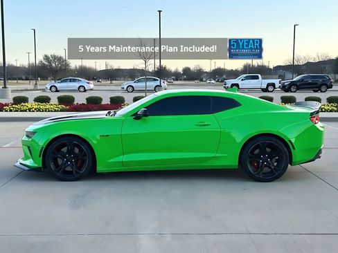 Used 2017 Chevrolet Camaro SS image 2